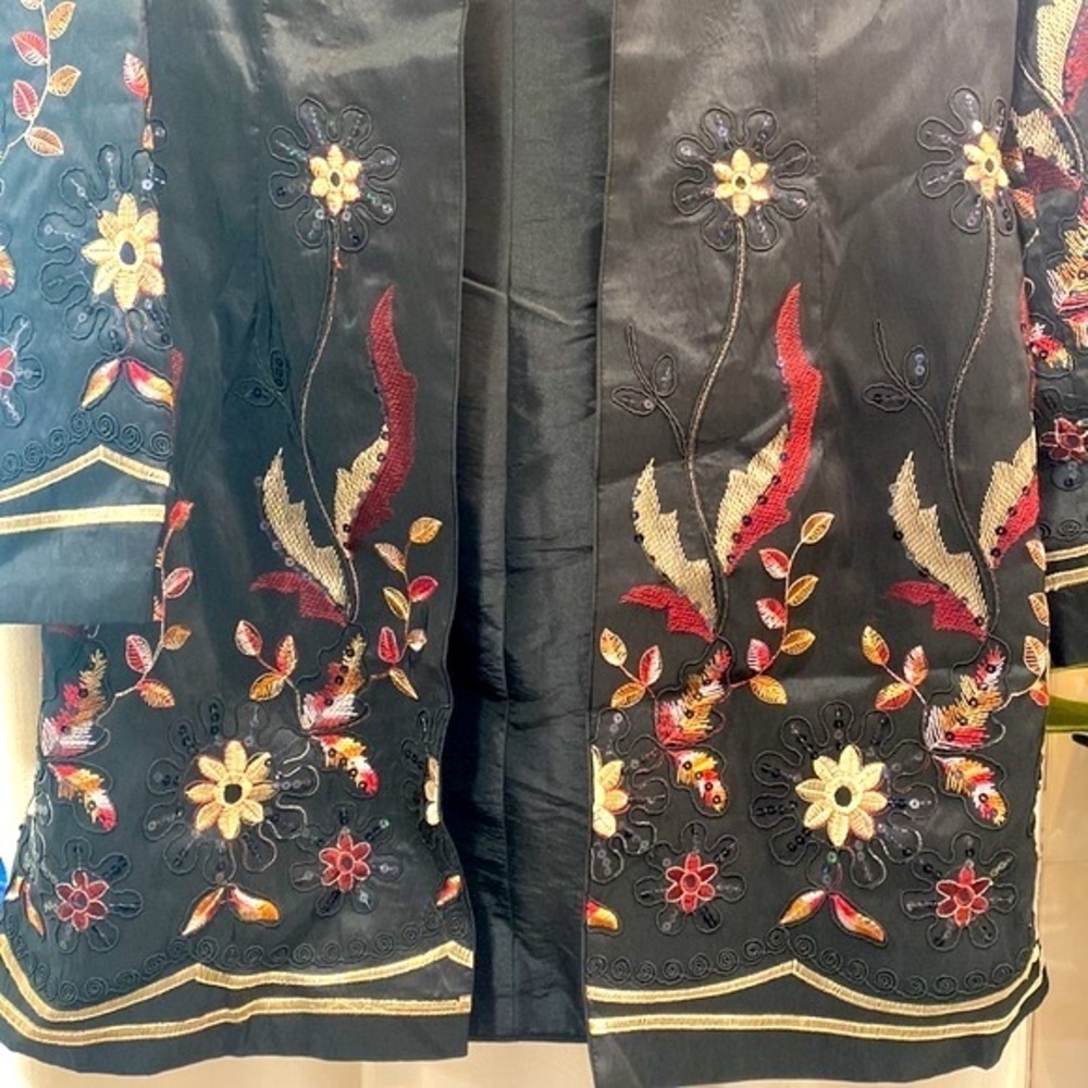 Women’s Grace Chuang Black Silk and Polyester Embroidered Jacket Size Small - Picture 3 of 8